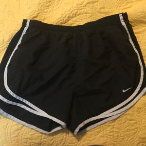Black Nike shorts